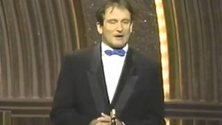 ROBIN WILLIAMS OPENS THE 1986 OSCARS [upl. by Swithbert]