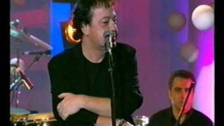 Dalaras amp Parios  S agapo giati eisai oraia live [upl. by Ardnauqal376]