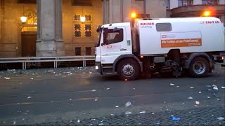 Balayeuse  Nettoyage de Rues  Street Cleaning Strassenreinigung Straatreiniging Sweeper [upl. by Joey460]