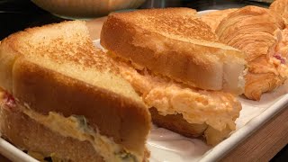 HOW TO MAKE A SIMPLE PIMENTO CHEESE SPREAD [upl. by Alexander]