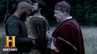 Vikings Ragnar Speaks with King Ecberts Men  History [upl. by Fernas]