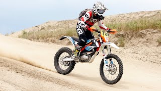 Electric KTM Races Against Gas Bikes  2020 KTM Freeride EXC [upl. by Ynottirb]