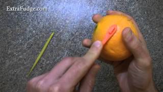 Tupperware Vs Pampered Chef OrangeCitrus Peelers Comparison Review and Demonstration [upl. by Benedix]