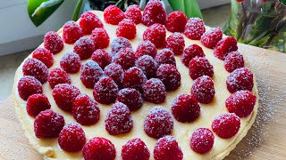 Tarte à la Crème Pâtissière et Framboises [upl. by Suivatram]