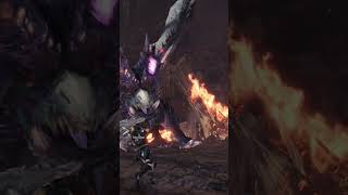 Soloing Alatreon Hurts  Monster Hunter World [upl. by Okoy]