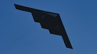 B2 stealth bombers from the Missouri Air National Guard are flying over St Louis [upl. by Lyndsay]