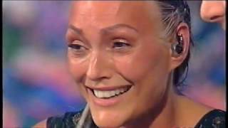 Anna Oxa  Senza pietà Premiazione Vincitrice Sanremo 1999 [upl. by Eve874]