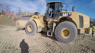 HOW TO OPERATE  A Front End Loader HD 651 Play time [upl. by Uda]