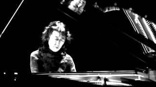 Mozart  Piano Concerto No 27 in Bflat major K 595 Mitsuko Uchida [upl. by Anayra]