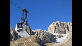 Salita in funivia sul Sass Pordoi 2950 m con panorama mozzafiato  Ascent by cableway [upl. by Nosylla870]